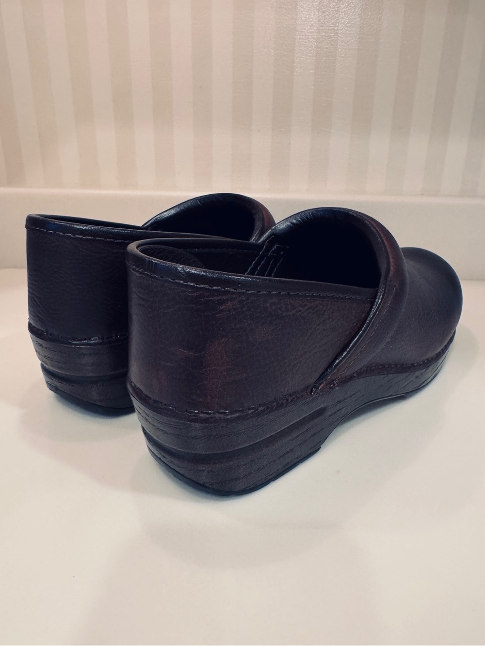 Dansko Professional Brown Leather Clog Mules Shoes - Picture 7 of 14